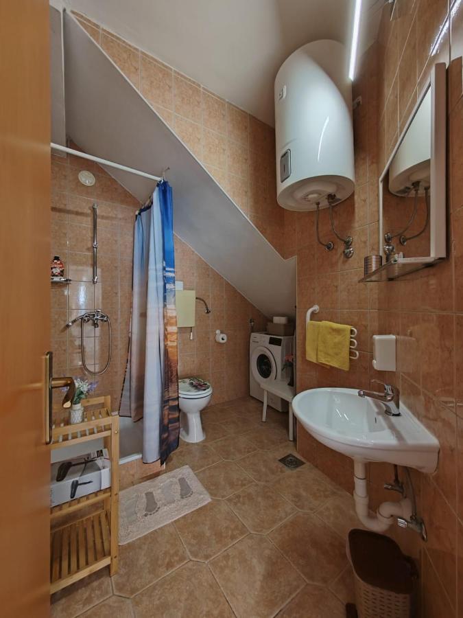 Apartments Turan Centrally Located With Free Parking Igrane Dış mekan fotoğraf