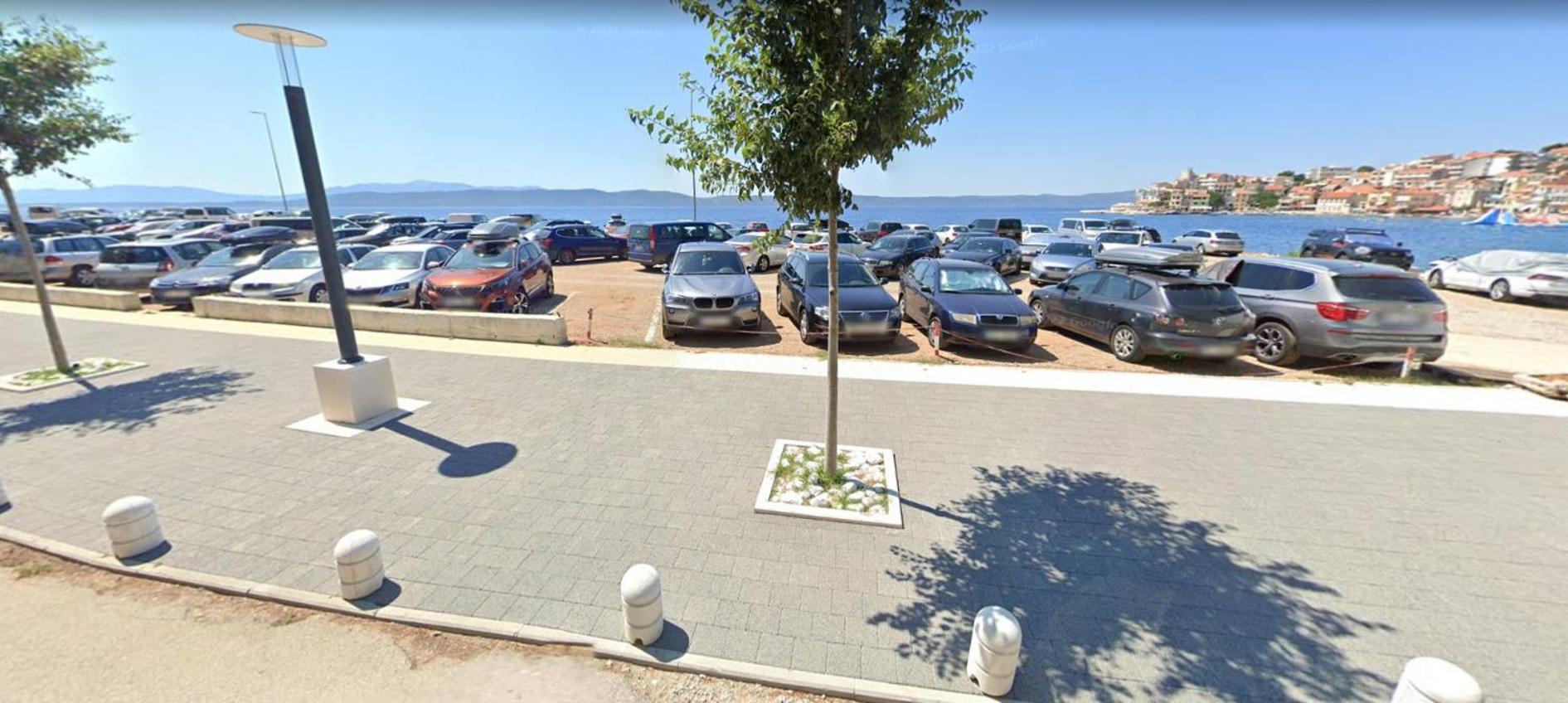 Apartments Turan Centrally Located With Free Parking Igrane Dış mekan fotoğraf