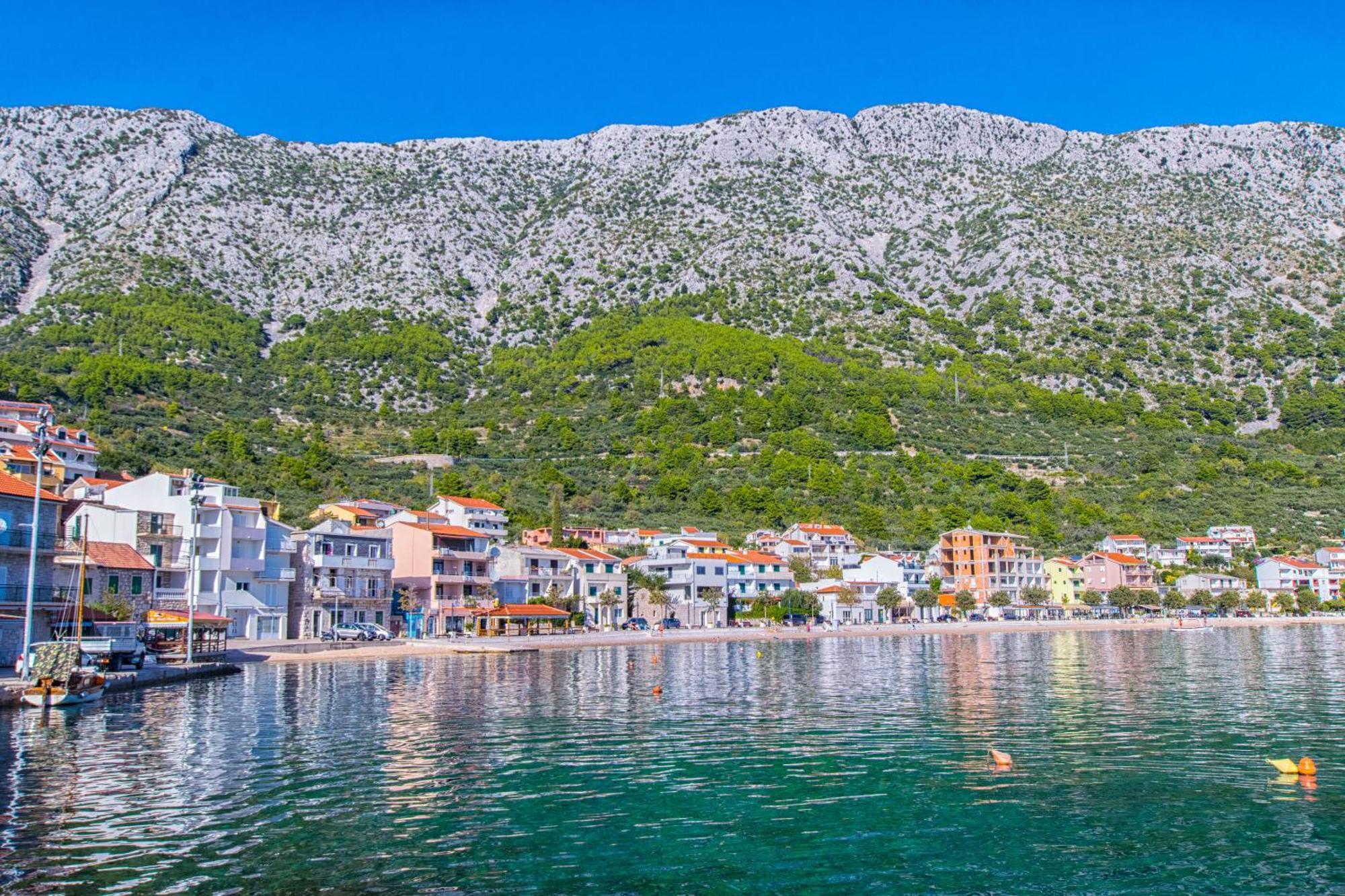 Apartments Turan Centrally Located With Free Parking Igrane Dış mekan fotoğraf